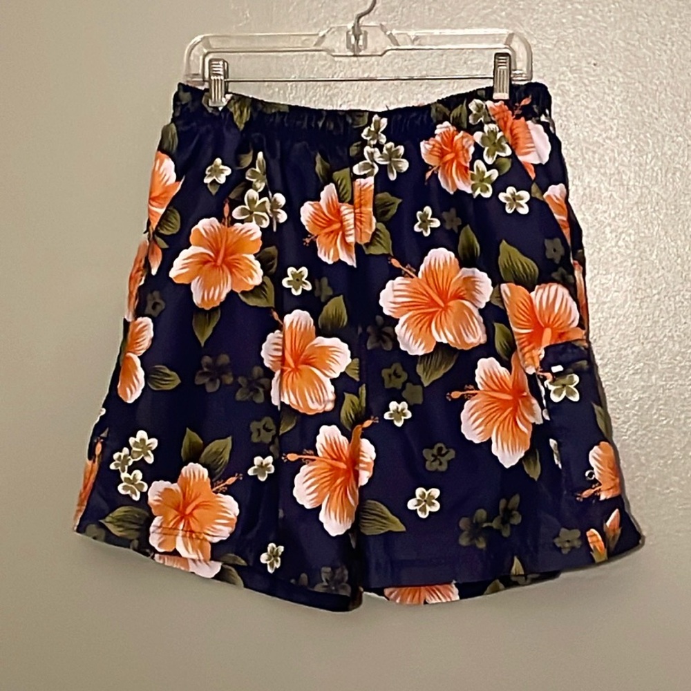 Sand N Sun, men’s swim trunks. Size L